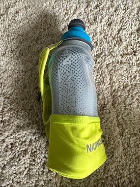 Natan Hydration Bottle with Neon Yellow Grip and Blue Cap